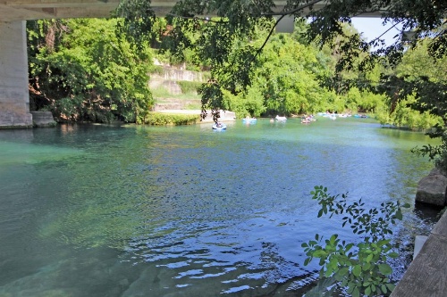 Lakeshore Escape Home image 40