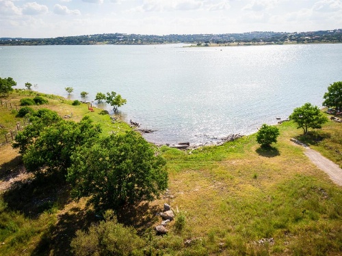 Lakeshore Escape Home image 41