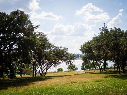 Lakeshore Escape Home image 42