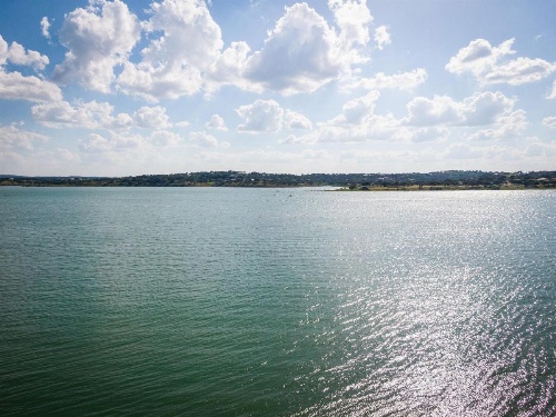 Lakeshore Escape Home image 44