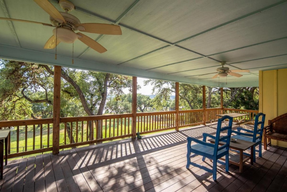 Lakeshore Escape Home